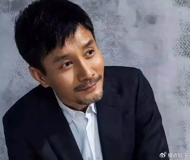 王志文、靳東都娶不到的她,最後為何會嫁給平平無奇的田小潔?