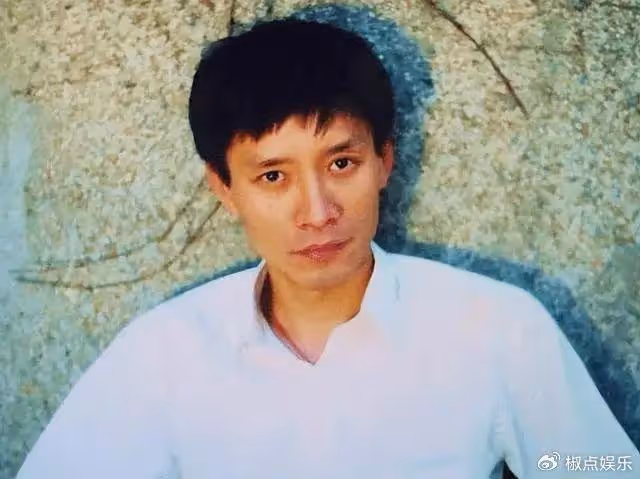 王志文、靳東都娶不到的她,最後為何會嫁給平平無奇的田小潔?
