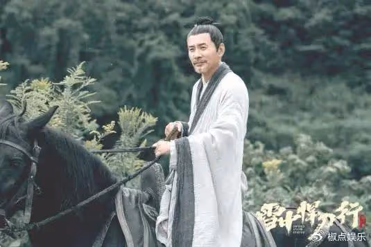 王志文、靳東都娶不到的她,最後為何會嫁給平平無奇的田小潔?