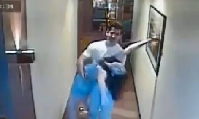 參加11名男子的派對,23歲空姐暴斃酒店,體內測出11人DNA