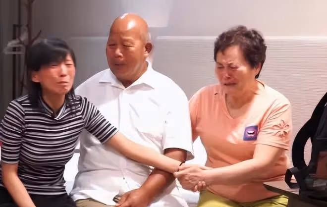 回顧河南女博士患癌需80萬換肝,丈夫為離婚下跪:放我條生路