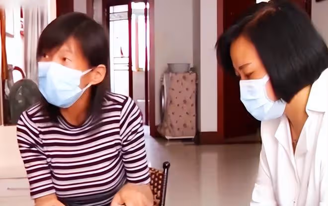 回顧河南女博士患癌需80萬換肝,丈夫為離婚下跪:放我條生路