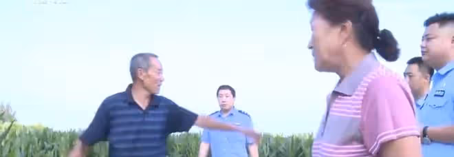2018年,東北64歲大媽被村中男子逼婚,丈夫被氣死後後來怎樣了