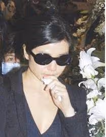 丈夫英年早逝，癡情為夫守寡，無兒無女永不再嫁，孤身堅強14年終紅了眼眶：還是熬不過現實