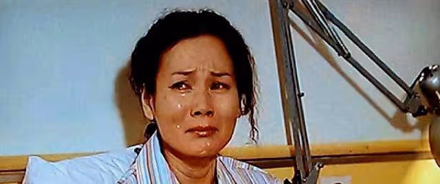 港媒報道,53歲著名港星不敵癌症去世,生前露面暴瘦變化太大!