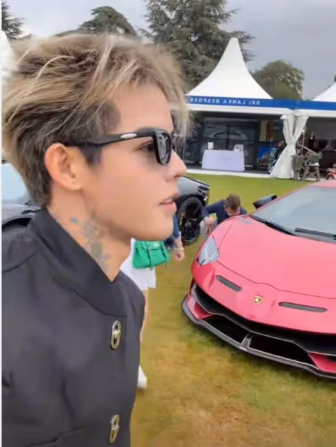 殷世航留學生活被指炫富,出門開豪車乘坐直升機,英文交流無障礙