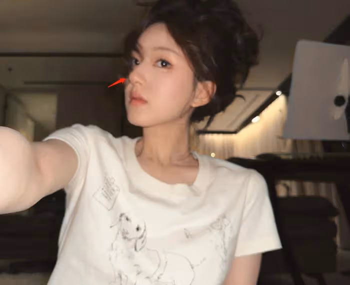 趙露思最新時尚大片,從肉鼻變小翹鼻,被網友質疑醫美了