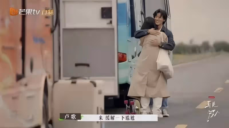 一見鍾情!男星為妻治病「耗盡家產」恩愛18年 卻在60歲「官宣失婚」妻子痛哭:沒辦法接受