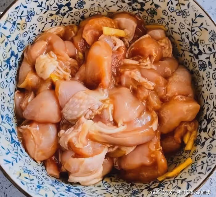 秋天是長個「黃金期」，多給孩子吃3種食物，高鈣高蛋白，別錯過