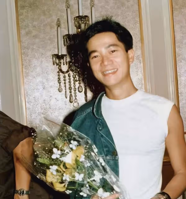 粉絲為陳百強打掃墓地送生日蛋糕,Danny65歲冥誕不寂寞