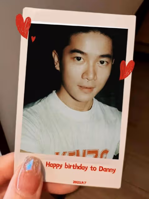 粉絲為陳百強打掃墓地送生日蛋糕,Danny65歲冥誕不寂寞