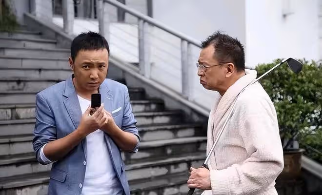 我退休金六千，卻得掰成三份養家，吃幾月清水面，賣房去養老院