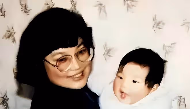 1988年,武漢女子生下腦癱兒遭丈夫拋棄,28年後兒子考上北京大學