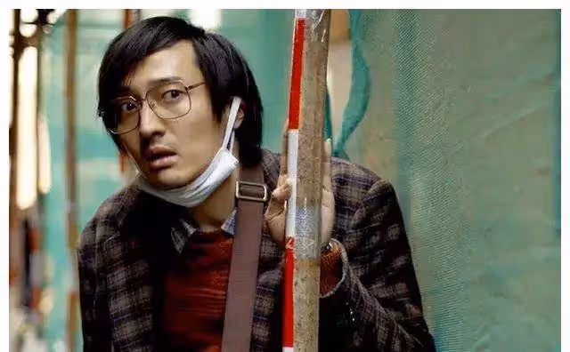 拒絕《愛情公寓》,靠戀情上熱搜,用演技賭人生的王傳君,怎麼變成這樣了?