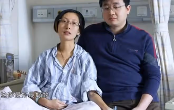 2015年，26歲癌症晚期孕婦，冒死為丈夫生子，去世4年後丈夫再婚