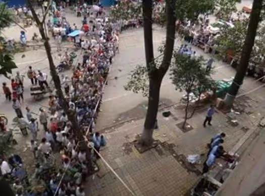 2014年,四川一還俗僧人當街砍死算命先生,兇手:他算得太准了
