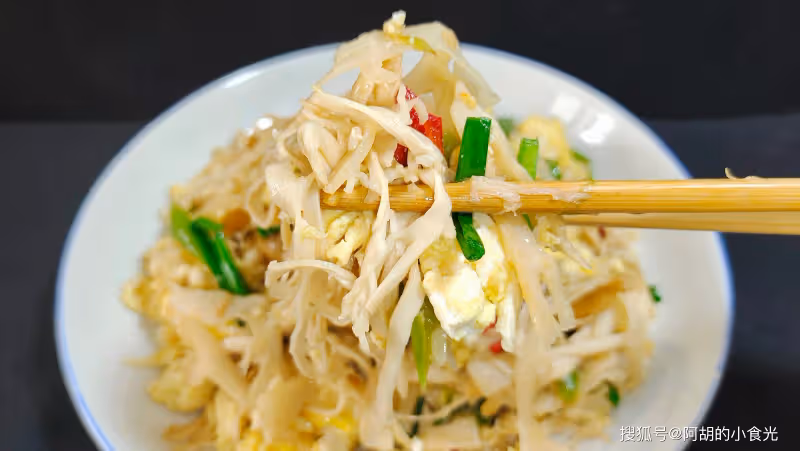 不愧是「菜中珍品」!無敵特脆嫩、特營養,和雞蛋炒一炒,一口吃到16種胺基酸