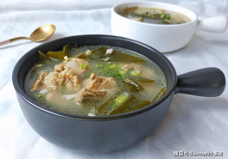 「秋天多喝湯,全家都健康」,常喝5道滋補湯,補營養強免疫