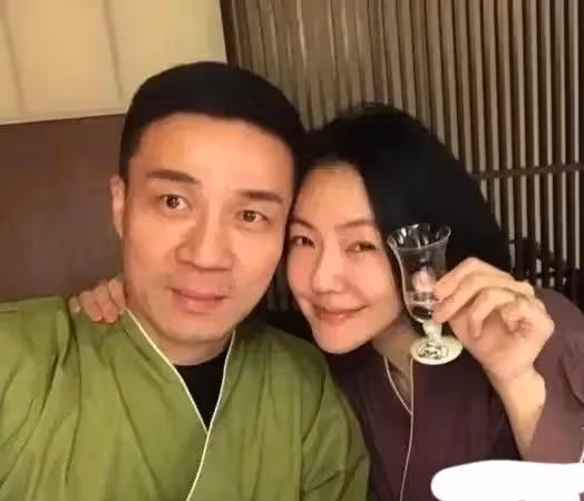 小S不敢離婚的原因找到了！賺的錢都在老公手裡，私生子找上門了