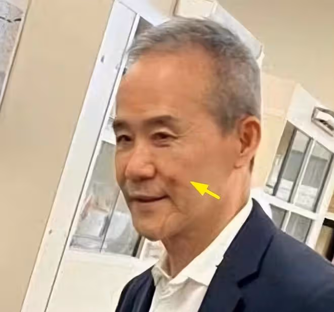 72歲王石現身日企,和年銷10億襪子品牌談合作,襪子搶鏡太尷尬!