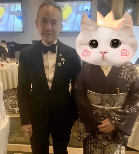 72歲王石現身日企,和年銷10億襪子品牌談合作,襪子搶鏡太尷尬!