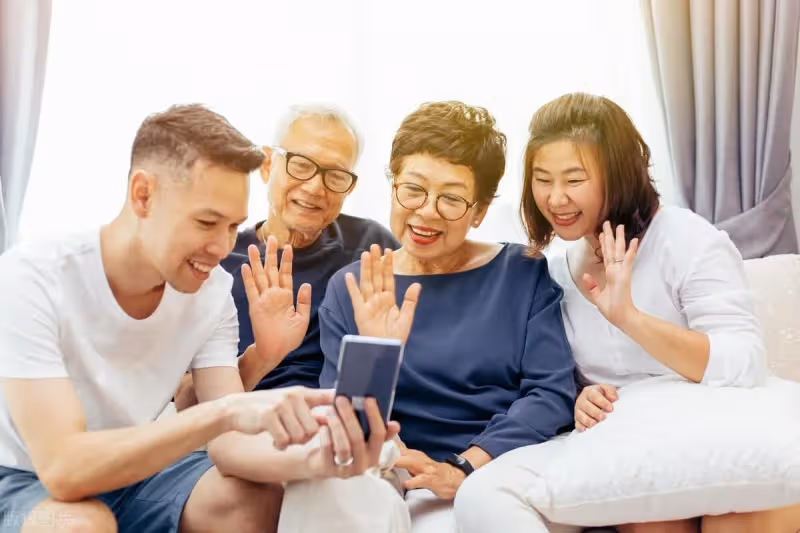 我退休金3500洋洋得意,回趟老家得知兩個妹妹的存款,我不再躺平