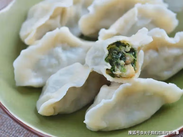 調韭菜餡時,萬不可放2味料,10個人做8個放,難怪餃子不香不好吃
