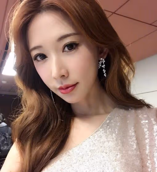 林志玲疑退圈後近照曝光,穿弔帶勒出副乳,臉憔悴皮包骨引熱議