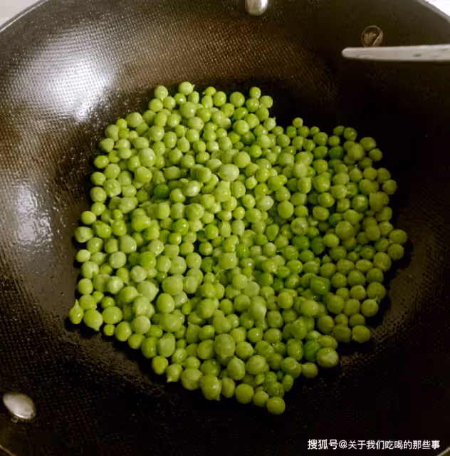 保存豌豆別再焯水了,教你一招,放一年也飽滿鮮嫩,不縮水不發黃
