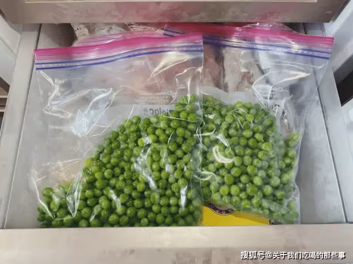 保存豌豆別再焯水了,教你一招,放一年也飽滿鮮嫩,不縮水不發黃