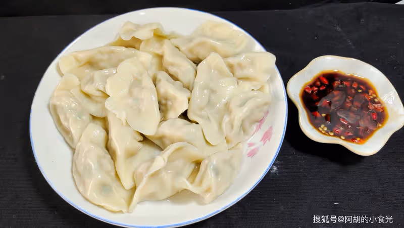 秋天包餃子,就選這個餡!不愧是「菜中珍品」,夠鮮嫩夠營養,一口一個就是香