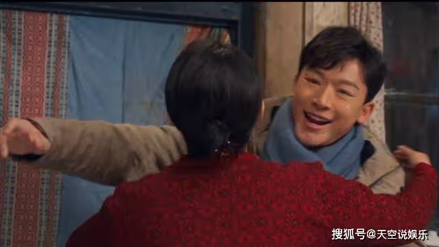 《父輩的榮耀》全劇最解氣的一幕,兆成怒甩離婚書帶娃回林場,鳳霞氣吐血