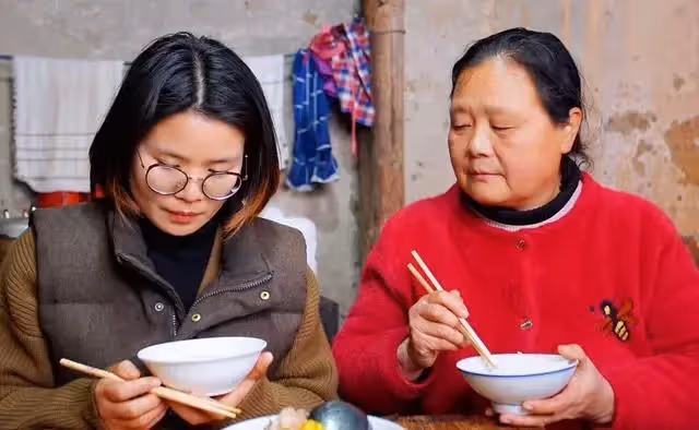 老公猝死頭七沒過,小叔子以婆婆的名義,來分割老公財產和撫恤金