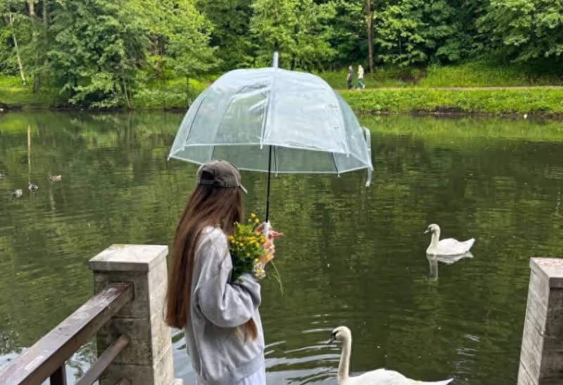 婆婆在我家養老,卻把2套拆遷房和百萬拆遷款都給小兒子,真偏心