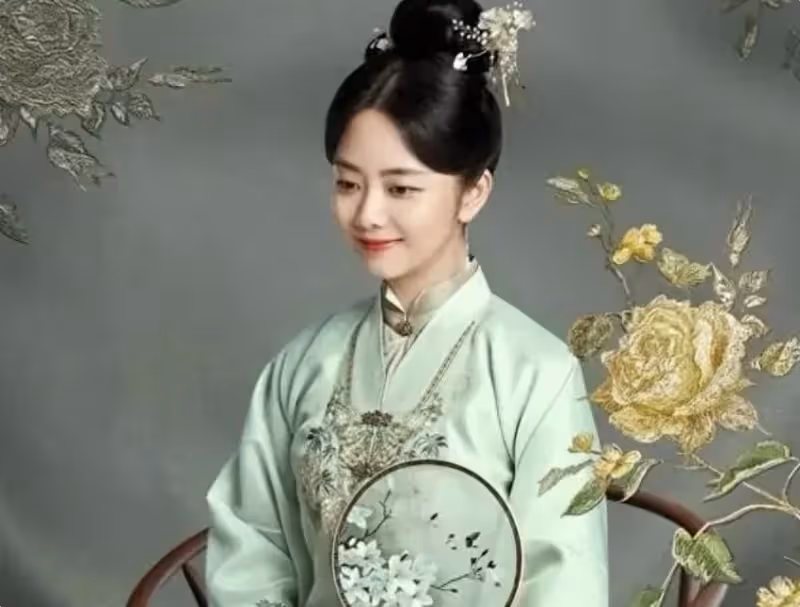新作《蜀錦人家》即將來襲,譚松韻鄭業成絕美風華,顏值實力並存
