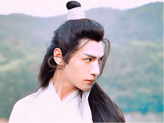羅雲熙驚艷了時光,公子如玉溫婉無雙,用十年的磨礪證明自身魅力