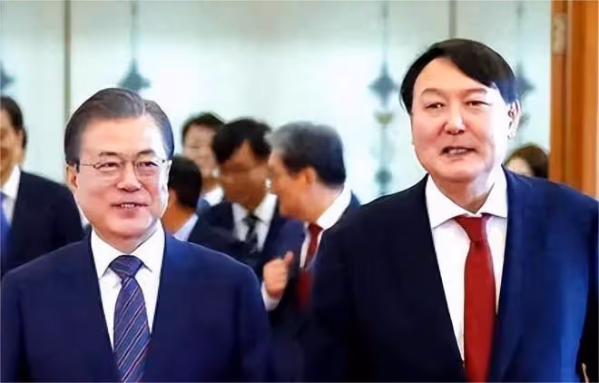 青瓦台魔咒再現?回國不到72小時,韓國現總統恐被告上法庭!