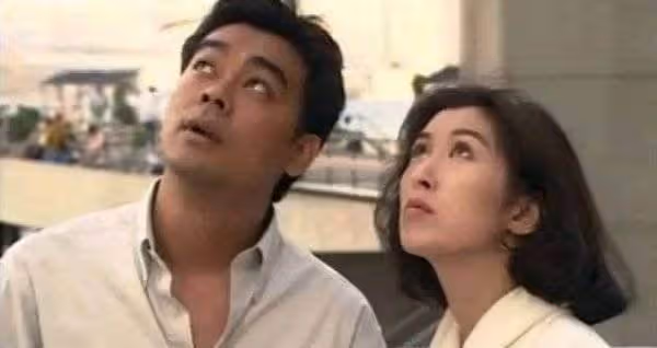 24年婚姻依舊熱戀!劉青雲娶雙學歷學霸港姐「放棄生子」,劉青雲:娶她為妻是我最大的幸福