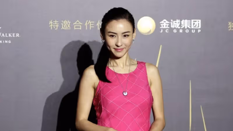 生下三胎5年後！張柏芝「罕帶小兒子出門」被捕獲　知情人爆「生父1身分」暗藏玄機