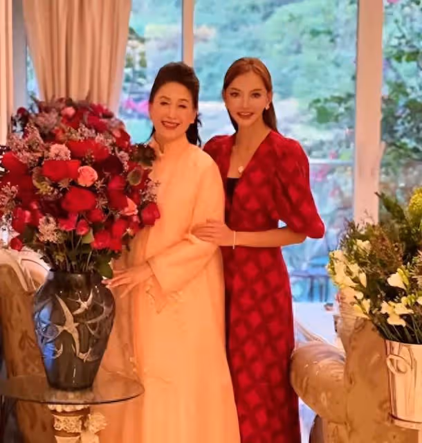 狀態回春！知名港星成功減肥擺脫油膩，遭前妻背叛離婚後獨自帶娃