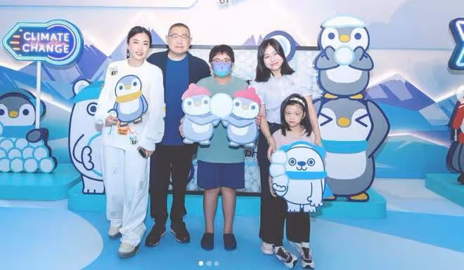 劉鑾雄小女兒正臉照曝光，5歲坐擁80億身價，大劉最寵愛的千金