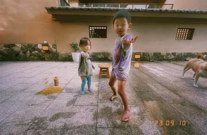 陳意涵曬二胎正面照，1歲女兒眼睛好大，完美避開爸爸缺點顏值高