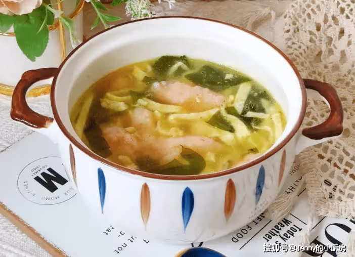 蝦肉最好吃的做法,我家孩子三天兩頭點名要吃,回回吃光碟身體棒
