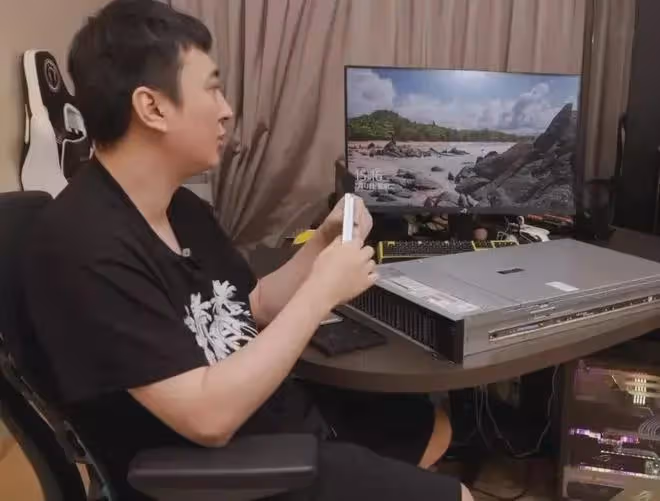 王思聰:睡醒後基本就是玩,生活就是玩遊戲,一天必須花100萬