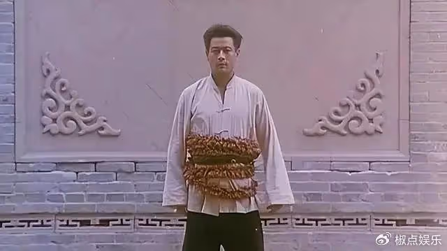 老戲骨巫剛：和前妻離婚後，62歲單身無子，有陳瑾陪伴不覺孤單