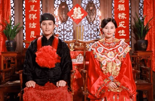 女友被爆離過婚!TVB男星現身承認戀情!直言不介意