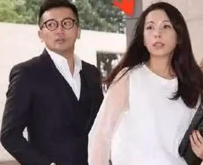 蘇有朋藏不住了!隱婚15年的妻子身價50億,難怪當年不娶林心如