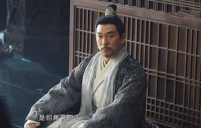 雲之羽:看懂上官淺的護身符,才知寒鴉柒對鄭南衣的絕情,太渣了