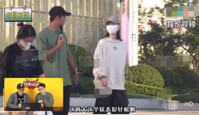 鍾楚曦新戀情曝光,與侯雯元牽手逛動物園,男方主動摟腰好甜蜜