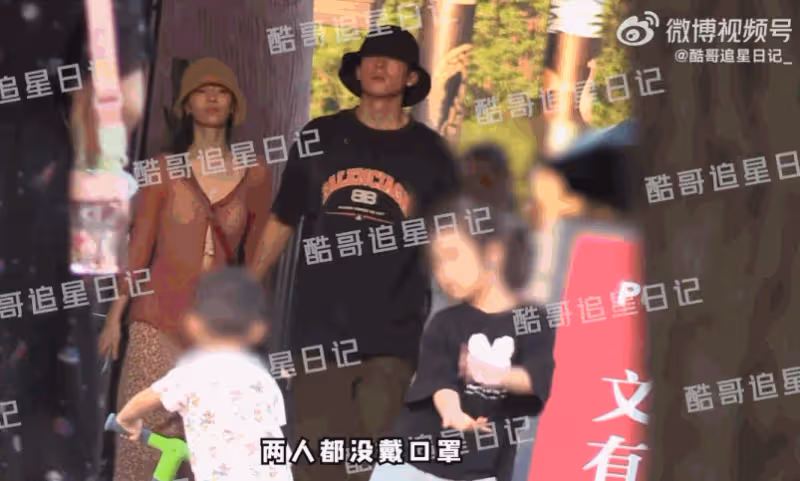 曝鍾楚曦疑劈腿,與侯雯元牽手同回酒店被拍,張雲龍曬照意有所指